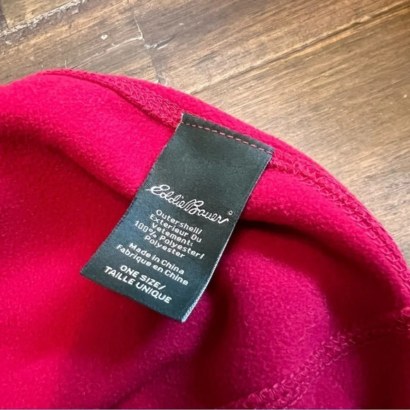 Eddie Bauer Red Beanie Fleece Wind Cutter Hat Winter - Picture 2 of 4